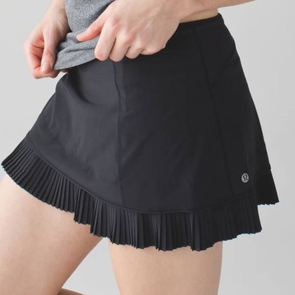 lululemon athletica Dresses & Skirts - Lululemon City Sky Run By Skirt Black